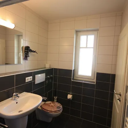 Schoene In Mit Grill, Garten Und Terrasse Oder Balkon Koserow